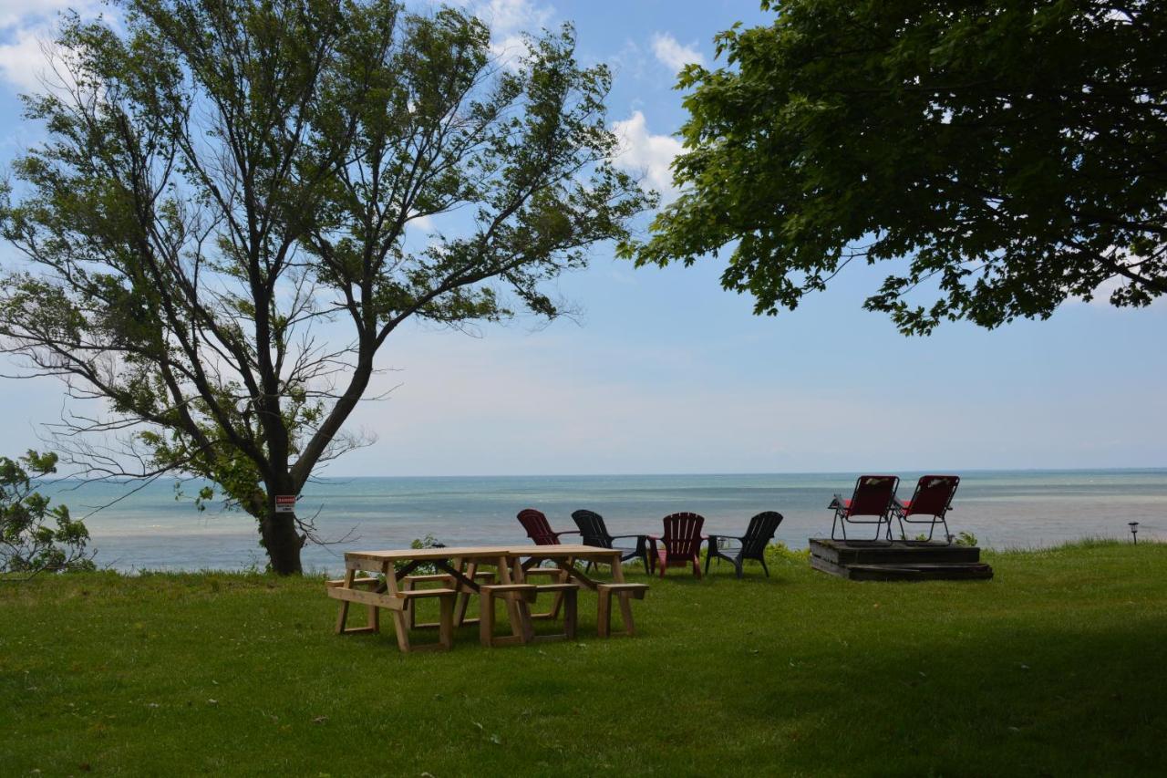 Birds Point Cottage On A Cliff Facing Lake Erie. Wheatley Luaran gambar