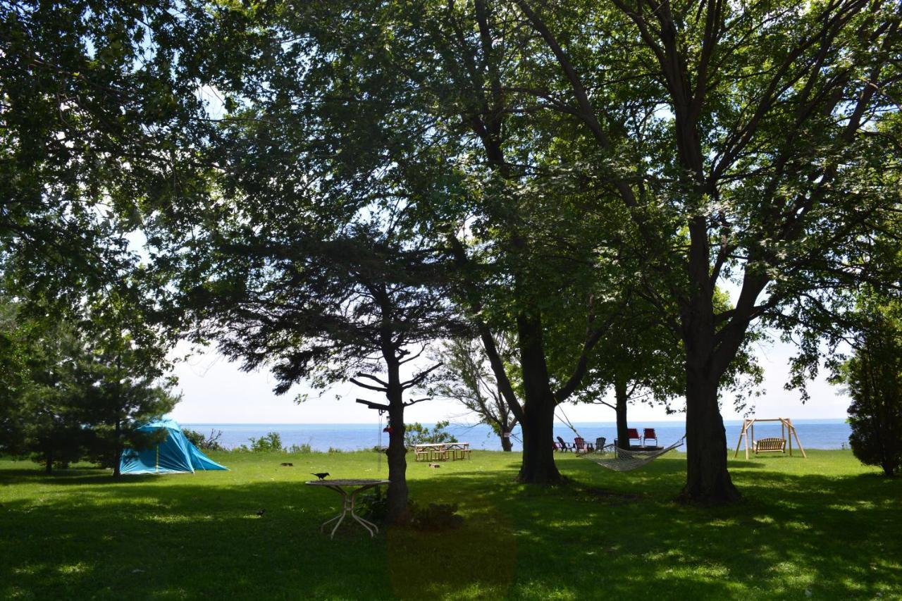 Birds Point Cottage On A Cliff Facing Lake Erie. Wheatley Luaran gambar